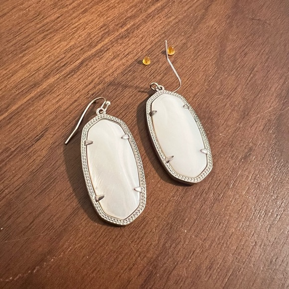Kendra Scott Silver Elle Drop Earrings in White Mother-of-Pearl - Picture 5 of 8